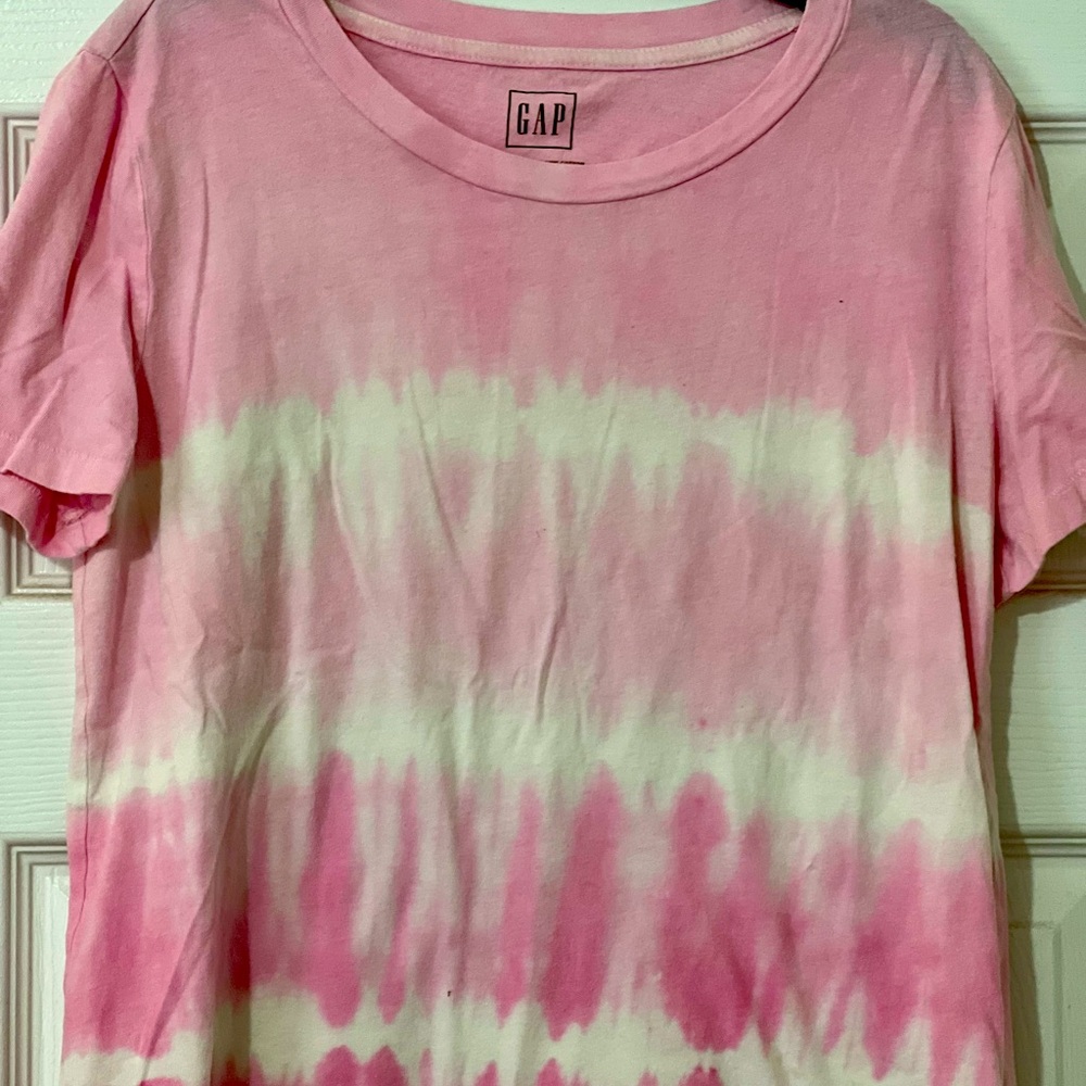 Gap Tie-Dye Tee